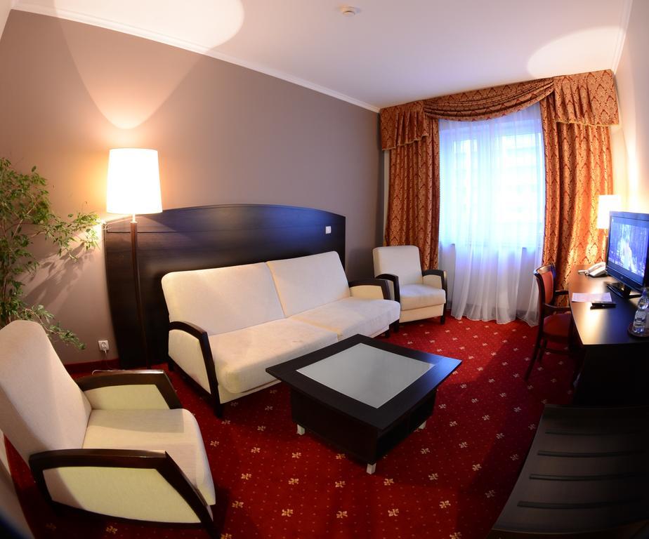 Hotel San Remo Zgierz Cameră foto